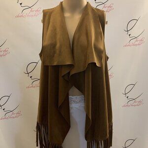 Stem Vine. Size Small. Suede Cloth Fringed Vest. Open Front. B75.
